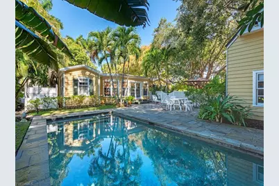 186 1st Ave S, Naples, FL 34102 - Photo 2