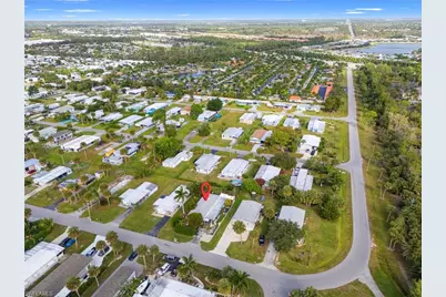 5 Henderson Dr, Naples, FL 34114 - Photo 12