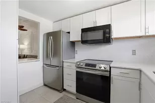 499 Forest Lakes Blvd, Naples, FL 34105 - Photo 2