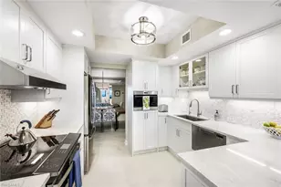 7225 Pelican Bay Blvd, Naples, FL 34108 - Photo 14