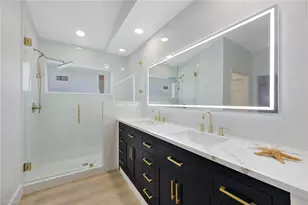 224 Channing Ct, Naples, FL 34110 - Photo 12