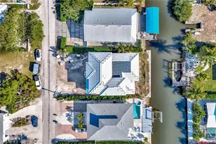 2750 Gulfview Dr, Naples, FL 34112 - Photo 12