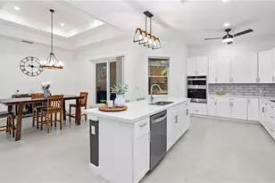 569 Desoto Blvd S, Naples, FL 34117 - Photo 10