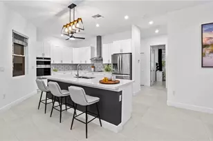 569 Desoto Blvd S, Naples, FL 34117 - Photo 8