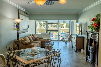 803 River Point Dr #105B, Naples, FL 34102 - Photo 12