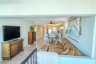 803 River Point Dr, Naples, FL 34102 - Photo 10