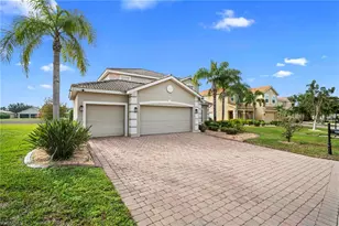 13328 Little Gem Cir, Fort Myers, FL 33913 - Photo 2