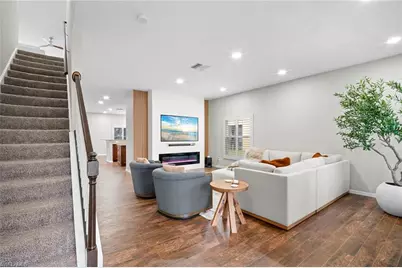 13328 Little Gem Cir, Fort Myers, FL 33913 - Photo 4