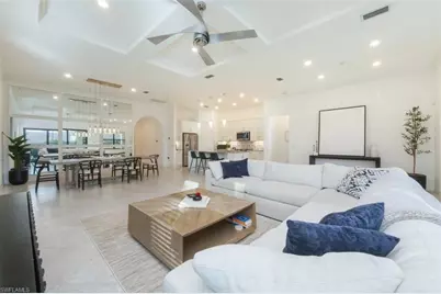 7222 Wilton Dr, Naples, FL 34109 - Photo 4