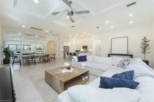 7222 Wilton Dr, Naples, FL 34109 - Photo 4