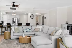 325 Dunes Blvd, Naples, FL 34110 - Photo 8