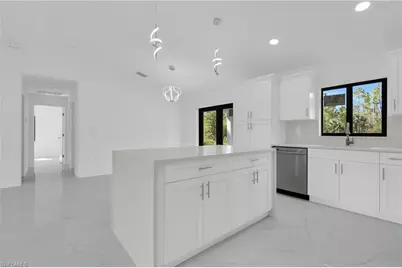 1061 Butler St E, Lehigh Acres, FL 33974 - Photo 10