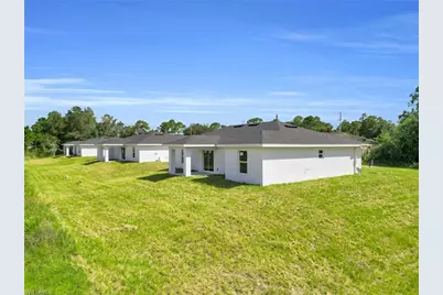 1021 Pilgrim St E, Lehigh Acres, FL 33974 - Photo 2