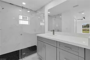 1021 Pilgrim St E, Lehigh Acres, FL 33974 - Photo 28