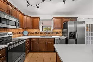 139 18th St NE, Naples, FL 34120 - Photo 8