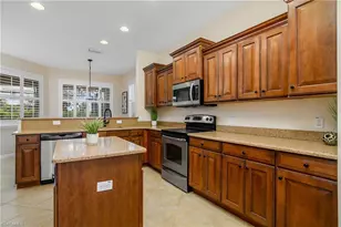 12454 Rock Ridge Ln, Fort Myers, FL 33913 - Photo 10