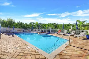 295 Grande Way, Naples, FL 34110 - Photo 32