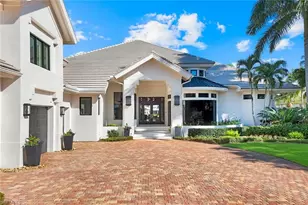 27241 Ibis Cove Ct, Bonita Springs, FL 34134 - Photo 4