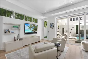 1021 6th St S, Naples, FL 34102 - Photo 8