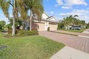 14595 Edgewater Cir, Naples, FL 34114 - Photo 4