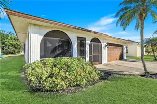 589 98th Ave N, Naples, FL 34108 - Photo 2