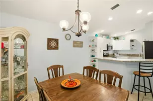 218 Marseille Dr, Naples, FL 34112 - Photo 14