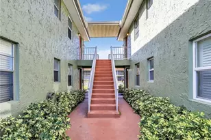 1400 Pompei Ln, Naples, FL 34103 - Photo 4