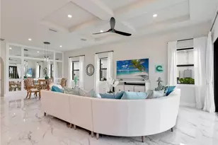 19724 Aqua View Ln, Fort Myers, FL 33913 - Photo 12