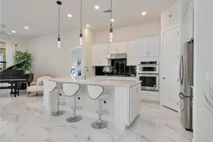 19724 Aqua View Ln, Fort Myers, FL 33913 - Photo 14