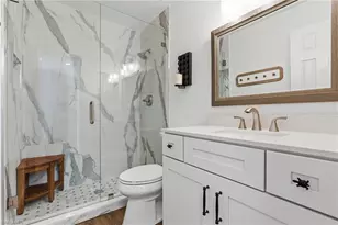 732 Woodshire Ln, Naples, FL 34105 - Photo 6