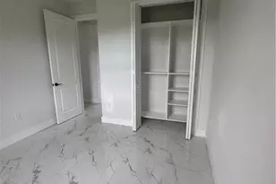 4058 27th Ave NE, Naples, FL 34120 - Photo 10