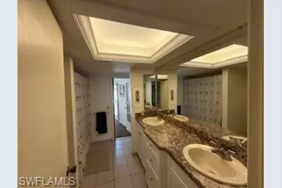 526 Eastwood Dr, Naples, FL 34110 - Photo 16