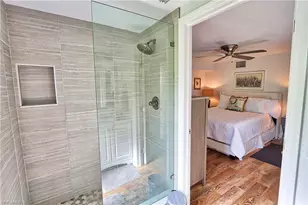 714 11th St N, Naples, FL 34102 - Photo 16