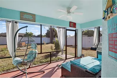 1105 SW 11th Pl, Cape Coral, FL 33991 - Photo 28