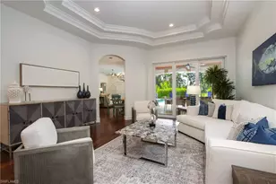 678 11th Ave S, Naples, FL 34102 - Photo 2