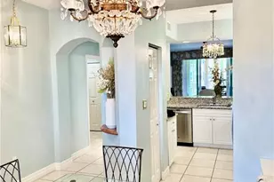 401 Bayfront Pl, Naples, FL 34102 - Photo 10