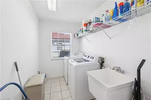 387 Melrose Pl, Naples, FL 34104 - Photo 18