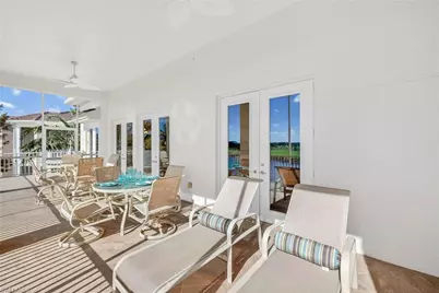 584 Avellino Isles Cir #19302, Naples, FL 34119 - Photo 10