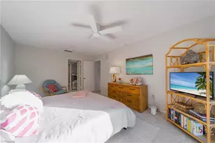 878 Meadowland Dr, Naples, FL 34108 - Photo 10