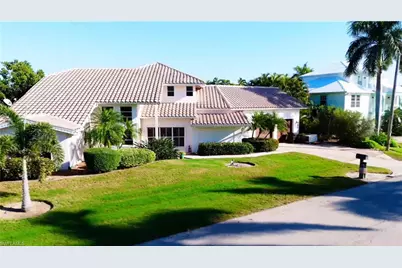 1748 Jewel Box Dr, Sanibel, FL 33957 - Photo 2