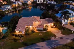 1748 Jewel Box Dr, Sanibel, FL 33957 - Photo 4
