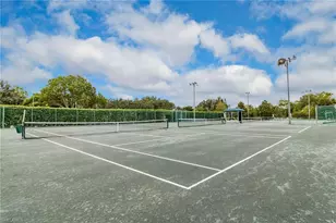 204 Glen Eagle Cir, Naples, FL 34104 - Photo 32