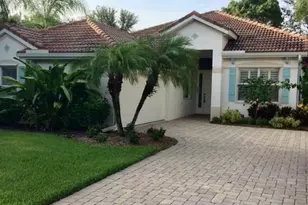 3200 Sundance Cir, Naples, FL 34109 - Photo 1