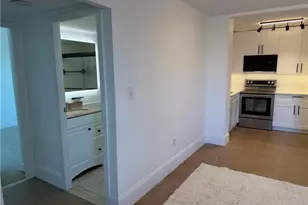 2350 W First St, Fort Myers, FL 33901 - Photo 6