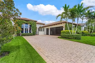 2220 Residence Cir, Naples, FL 34105 - Photo 2