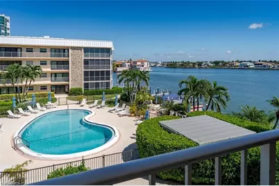3450 Gulf Shore Blvd N #206, Naples, FL 34103 - Photo 10