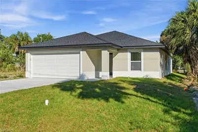 2141 Davis St, Fort Myers, FL 33916 - Photo 2