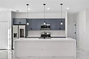 801 Pinecastle Dr, Lehigh Acres, FL 33974 - Photo 8