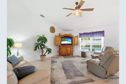 4121 SW 6th Ave, Cape Coral, FL 33914 - Photo 8