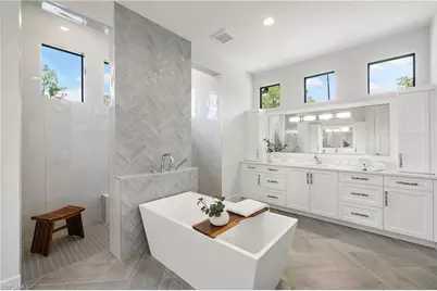 4751 1st Ave SW, Naples, FL 34119 - Photo 24